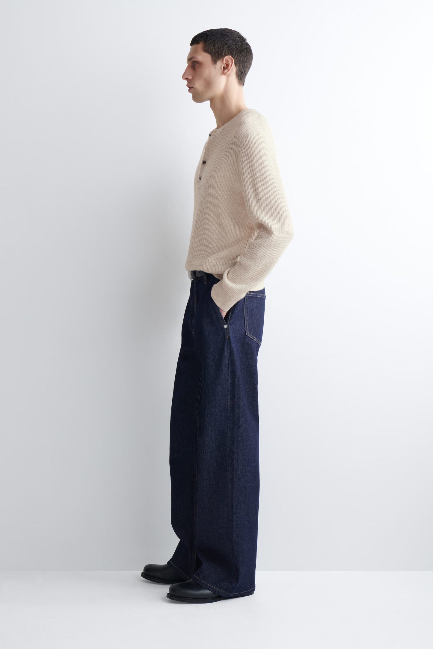 RELAXED-FIT BOOTCUT JEANS