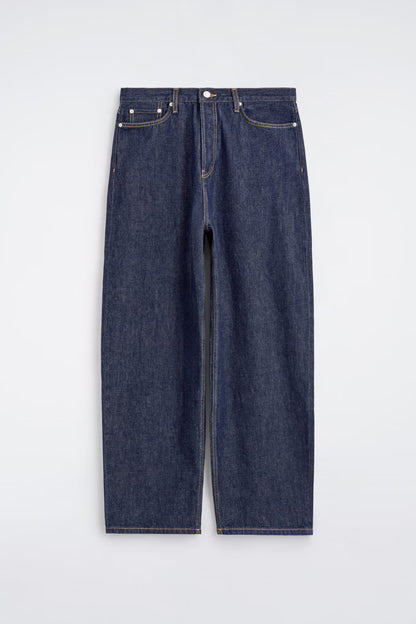 RELAXED-FIT BARREL-LEG JEANS